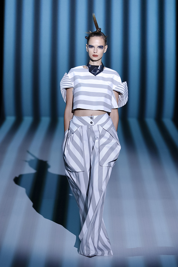 2018 Spring & Summer Collection | HIROKO KOSHINO / ヒロココシノ
